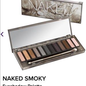 Urban Decay Naked Smoky palette